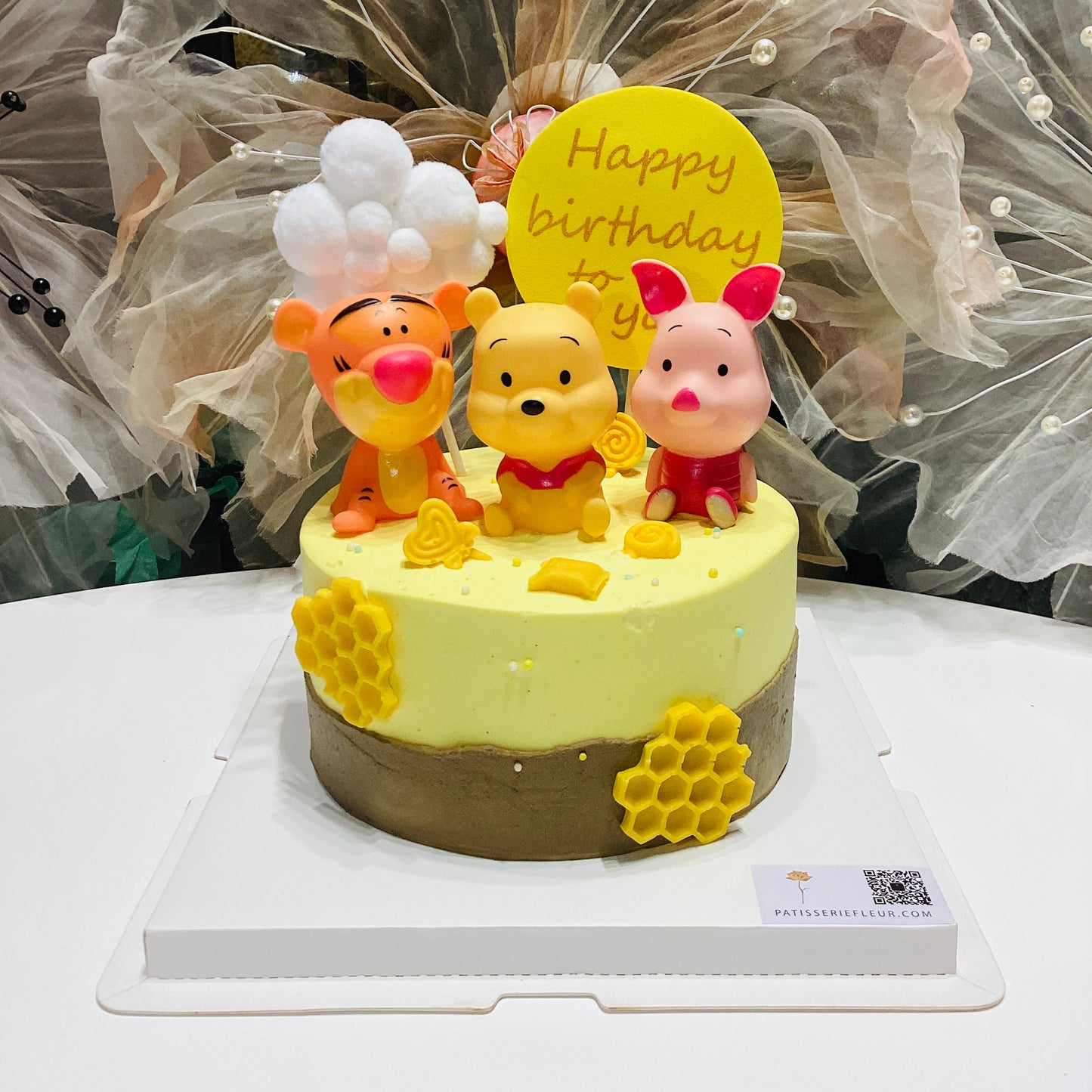Winnie Poo & Friends Cake
