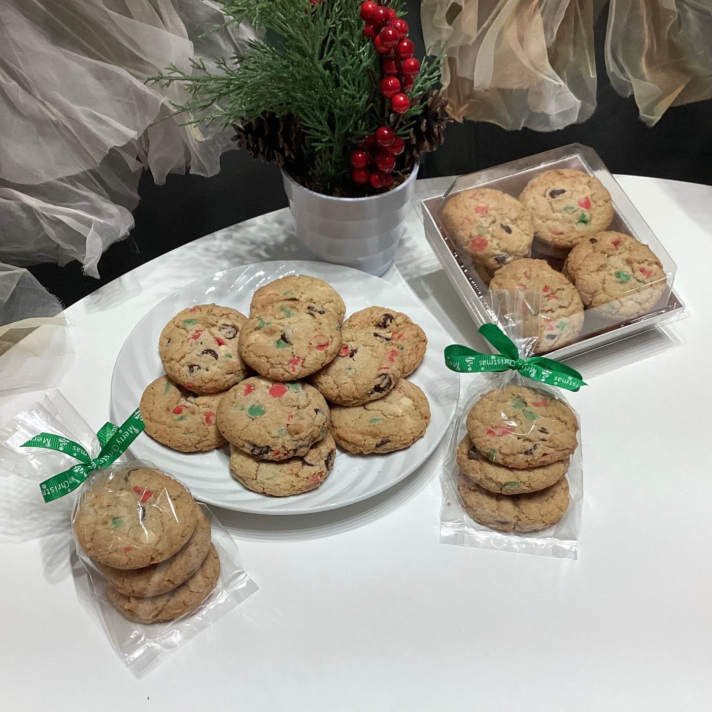 Christmas Coloured Chocolate Chip Cookies