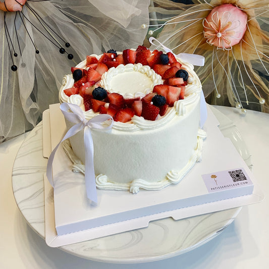 Vintage Blanc Cake