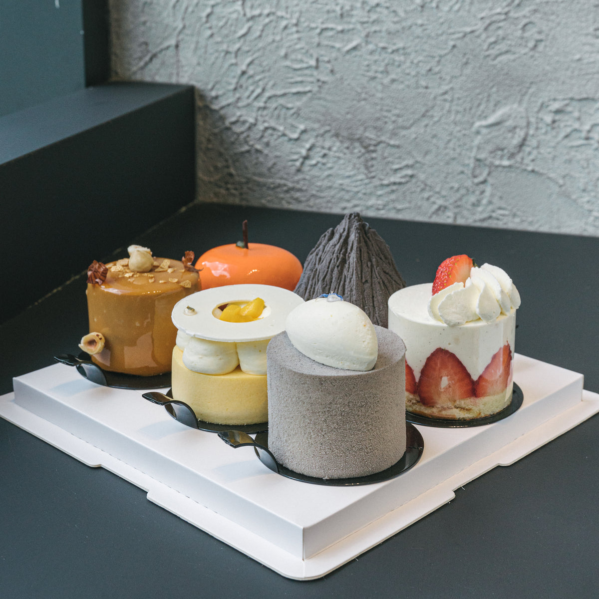 Mini Cakes Gift Set - Set of 6 – Patisserie Fleur